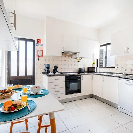 Maldives By Algarve Vacation Villa